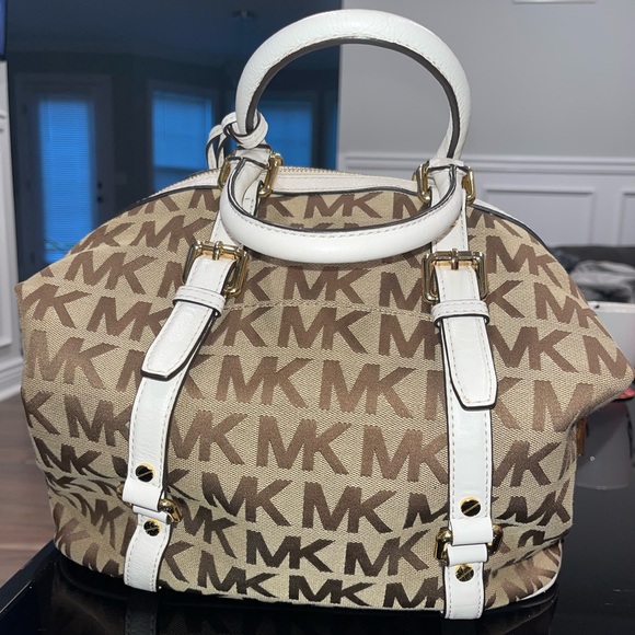 SOLD - Picture 2 of 3